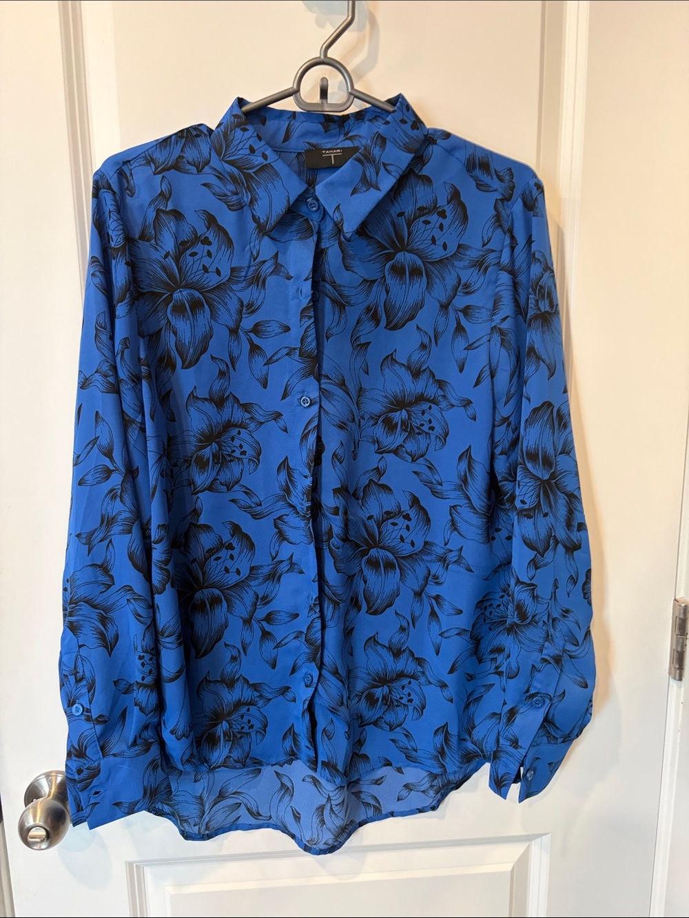 Tahari Blue Floral Button-Down Shirt